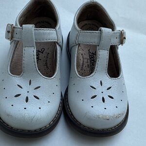 FootMates White Girls T‑Strap Dress Shoes with Floral Cutouts